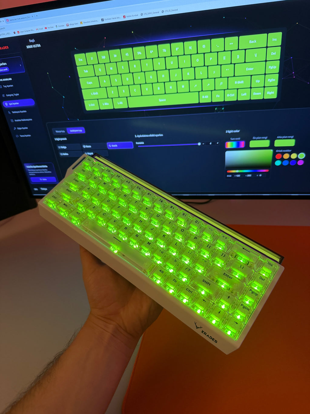 Xrades XR68 V2 Ultra Mat Transparan White ( Manyetik Switch 8k Hz ) Klavye